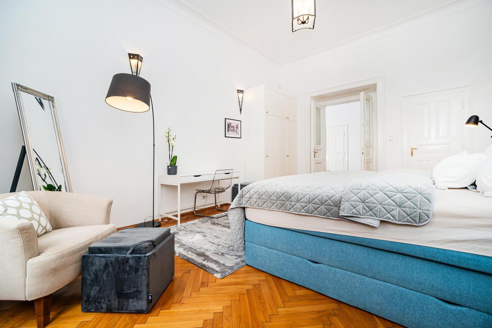 Spacious Two-bedroom In Old Town Daire *